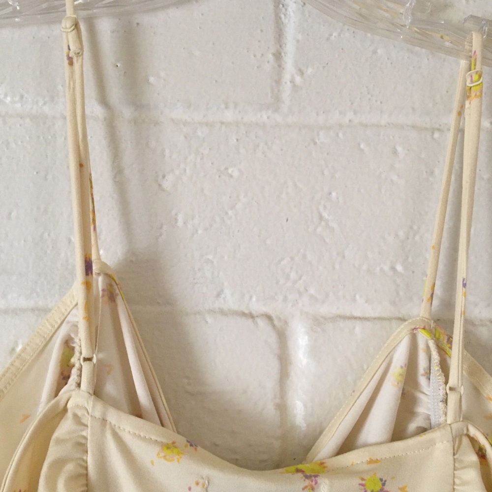 Urban Outfitters Pale Yellow Floral Cream Dress - Picture 12 of 15